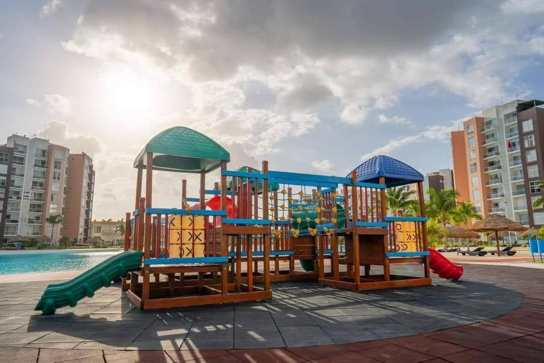 Condominio de lujo con la mejor vista Cancún Exterior foto